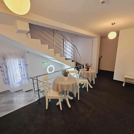 Pensiune/bistro Anne Marie *