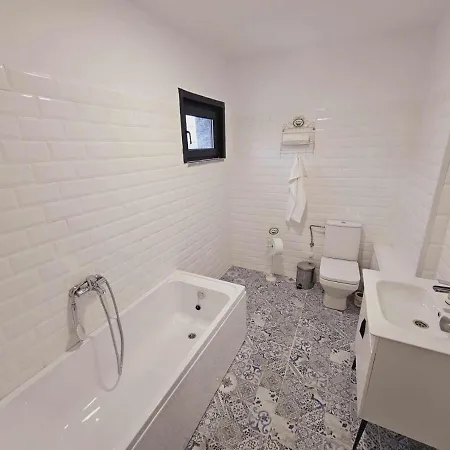 Pensiune/bistro Anne Marie Pensión *