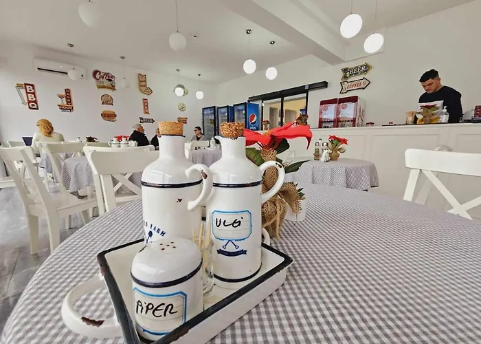 Pensiune/bistro Anne Marie * Techirghiol