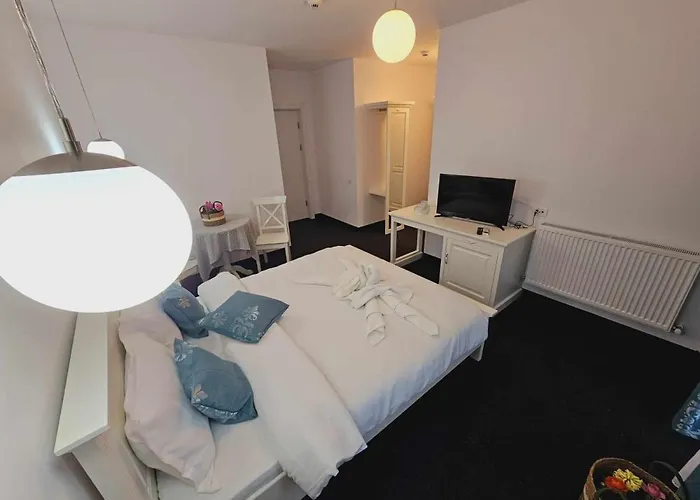 Pensiune/bistro Anne Marie Gasthuis *