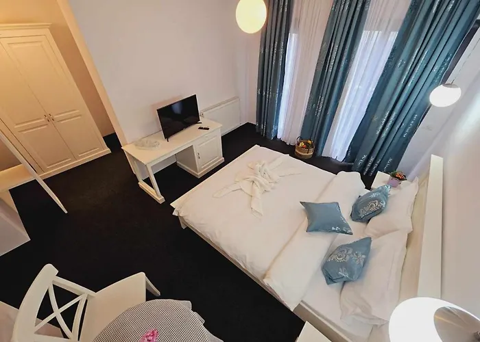 Gasthuis Pensiune/bistro Anne Marie *